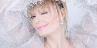 Özge Özder aslen nereli boyu kaç burcu ne evli mi eşi kimdir oynadığı filmleri ve tv dizileri