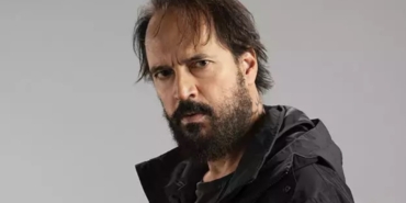 Timuçin Esen aslen nereli boyu kaç burcu ne evli mi eşi kim oynadığı filmleri ve tv dizileri