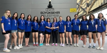 İzmir U21 ve U15 Sualtı Ragbisi Türkiye Şampiyonası yapıldı