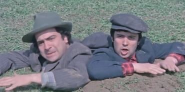 Salak Milyoner filmi çekildiği ev nerede çekildi hangi köyde çekildi hangi kanalda oynuyor?