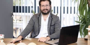 Karın germe ameliyatı yazın yapılır mı?