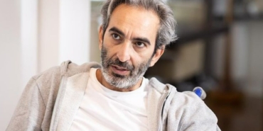 Fırat Tanış aslen nereli evli mi eşi sevgilisi kim çocuğu var mı burcu ne oynadığı tv dizileri filmleri