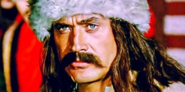 Hakanlar Çarpışıyor filmi nerede çekildi ne zaman çekildi oyuncuları isimleri hangi kanalda oynuyor?