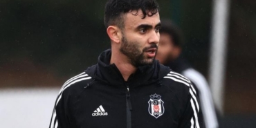 Raşid Gezzal aslen nereli evli mi eşi kim hangi takımdan geldi hangi takımlarda oynadı kaç gol attı?