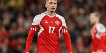 Jens Stryger Larsen kimdir nereli hangi takımdan geldi hangi takımlarda oynadı kaç gol attı?