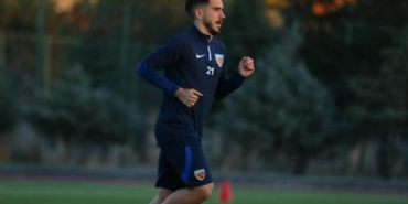 Yiğit Emre Çeltik aslen nereli kimdir kaç gol attı hangi takımdan geldi hangi takımlarda oynadı?