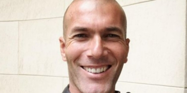 Zinedine Zidane hangi takımlarda oynadı kariyeri boyunca kaç gol attı kaç yaşında futbolu bıraktı?