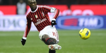 Clarence Seedorf kariyeri boyunca kaç gol attı hangi takımlarda oynadı aslen nereli kimdir?