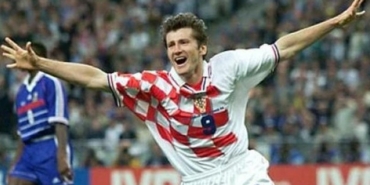 Davor Suker kariyeri boyunca kaç gol attı hangi takımlarda oynadı aslen nereli kimdir?