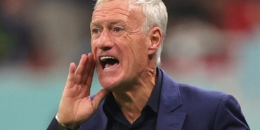 Didier Deschamps kariyeri boyunca kaç gol attı hangi takımlarda oynadı aslen nereli kimdir?