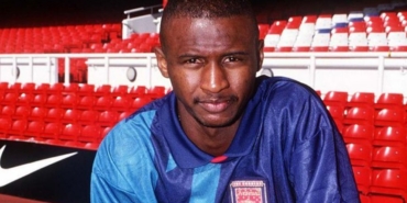 Patrick Vieira kariyeri boyunca kaç gol attı hangi takımlarda oynadı aslen nereli kimdir?