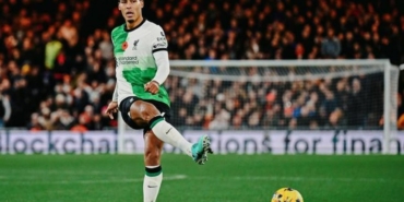 Virgil van Dijk kariyeri boyunca kaç gol attı hangi takımlarda oynadı aslen nereli kimdir?