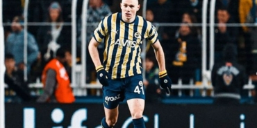 Futbolcu Attila Szalai hangi takımda oynuyor kaç gol attı aslen nereli hangi takımlarda oynadı?