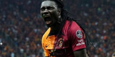 Bafetimbi Gomis aslen nereli hangi takımda oynuyor hangi takımlarda oynadı kaç gol attı?
