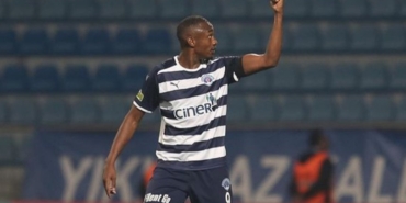 Futbolcu Fode Koita aslen nereli hangi takımda oynuyor hangi takımlarda oynadı kaç gol attı?