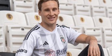 Jonas Svensson aslen nereli hangi takımda oynuyor hangi takımlarda oynadı kaç gol attı?