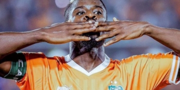 Serge Aurier aslen nereli hangi takımdan geldi hangi takımlarda oynadı kaç gol attı?