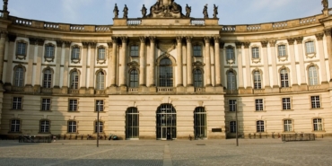 Almanya'da Yüksek Lisans Yolculuğunuzda Unioku ile Başarıya Ulaşın