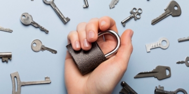 Bayraklı Ev Çilingir Hizmeti Anahtarcı Caner