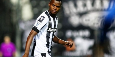 Mbwana Samatta hangi takımda oynuyor hangi takımlarda oynadı aslen nereli kaç gol attı?