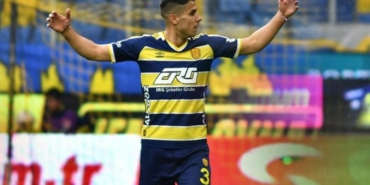 Alper Uludağ hangi takımdan geldi hangi takımlarda oynadı kaç gol attı aslen nereli?