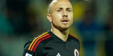 Futbolcu Angelino hangi takımlarda oynadı hangi takımda oynuyor aslen nereli kaç gol attı?