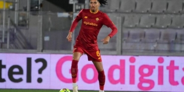 Chris Smalling hangi takımlarda oynadı hangi takımda oynuyor kaç gol attı aslen nereli?