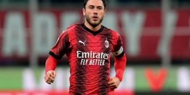 Davide Calabria hangi takımlarda oynadı aslen nereli hangi takımda oynuyor kaç gol attı?