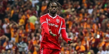 Landry Dimata toplam kaç gol attı hangi takımlarda oynadı hangi takımdan geldi aslen nereli?