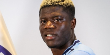 Futbolcu Maestro aslen nereli hangi takımlarda oynadı hangi takımdan geldi kaç gol attı?