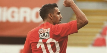 Muhammet Demir kaç gol attı aslen nereli hangi takımlarda oynadı hangi takımda oynuyor?