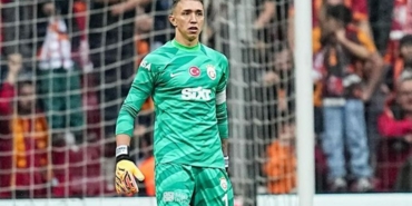 Muslera kariyeri boyunca toplam kaç gol yedi hangi takımdan geldi hangi takımlarda oynadı aslen nereli?