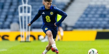 Billy Gilmour hangi takımda oynuyor toplam kaç gol attı aslen nereli hangi takımlarda oynadı?