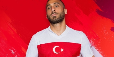 Cenk Tosun hangi takımdan geldi toplam kaç golü var aslen nereli hangi takımlarda oynadı?