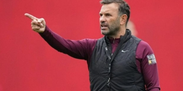 Okan Buruk hangi takımları çalıştırdı aldığı kupalar hangi takımlarda oynadı aslen nereli?