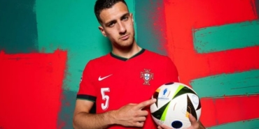 Diogo Dalot hangi takımda oynuyor aslen nereli hangi takımlarda oynadı toplam kaç gol attı?