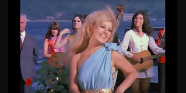 Emel Sayın Feride filmi nerede çekildi ne zaman çekildi hangi kanalda oynuyor oyuncuları isimleri