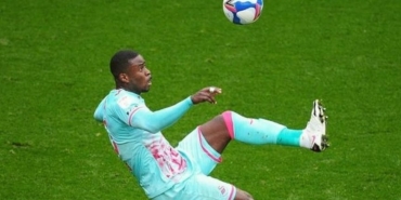 Marc Guehi aslen nereli hangi takımda oynuyor hangi takımlarda oynadı toplam kaç gol attı?