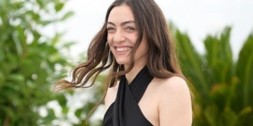 Merve Dizdar aslen nereli hangi burç evli mi eşi sevgilisi kim hangi dizilerde filmlerde oynadı?