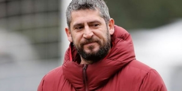 Ümit Davala aslen nereli hangi takımı çalıştırıyor hangi takımlarda oynadı toplam kaç gol attı?