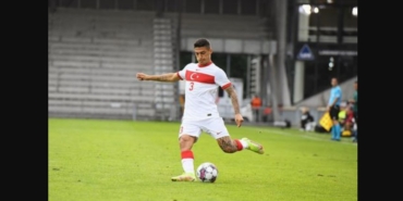 Futbolcu Emre Kaplan aslen nereli hangi takımdan geldi hangi takımlarda oynadı toplam kaç gol attı?