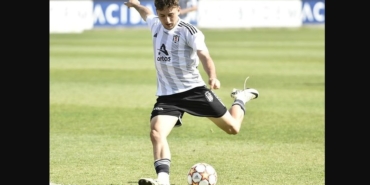 Fahri Kerem Ay aslen nereli hangi takımdan geldi toplam kaç gol attı hangi takımlarda oynadı?