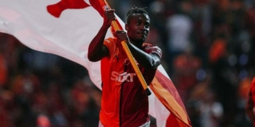 Michy Batshuayi toplam kaç gol attı aslen nereli hangi takımlarda oynadı hangi takımdan geldi?