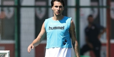 Sarp Ekinci toplam kaç gol attı aslen nereli hangi takımdan geldi hangi takımlarda oynadı?