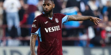 Stefano Denswil aslen nereli hangi takımlarda oynadı hangi takımdan geldi toplam kaç gol attı?