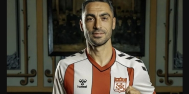 Uğur Çiftçi aslen nereli hangi takımdan geldi hangi takımlarda oynadı toplam kaç gol attı?