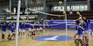 İzmir Büyükşehir Belediyesi kış spor okulları başlıyor