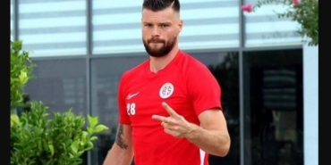 Ondrej Celustka hangi takımdan geldi hangi takımlarda oynadı aslen nereli toplam kaç gol attı?