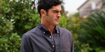 Burak Deniz aslen nereli boy kilo kaç hangi burç evli mi eşi sevgilisi kim hangi dizilerde filmlerde oynadı?