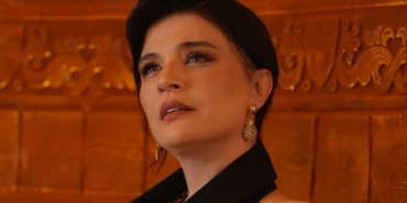 Gonca Vuslateri aslen nereli burcu ne boyu kaç evli mi eşi sevgilisi kim hangi dizilerde filmlerde oynadı?